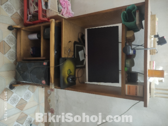 Computer/Desktop Table